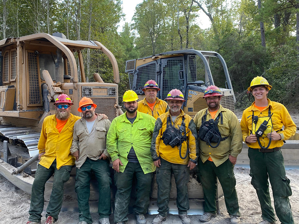 Group of Firefighters from New England Forestry's Southwest Resource Unit